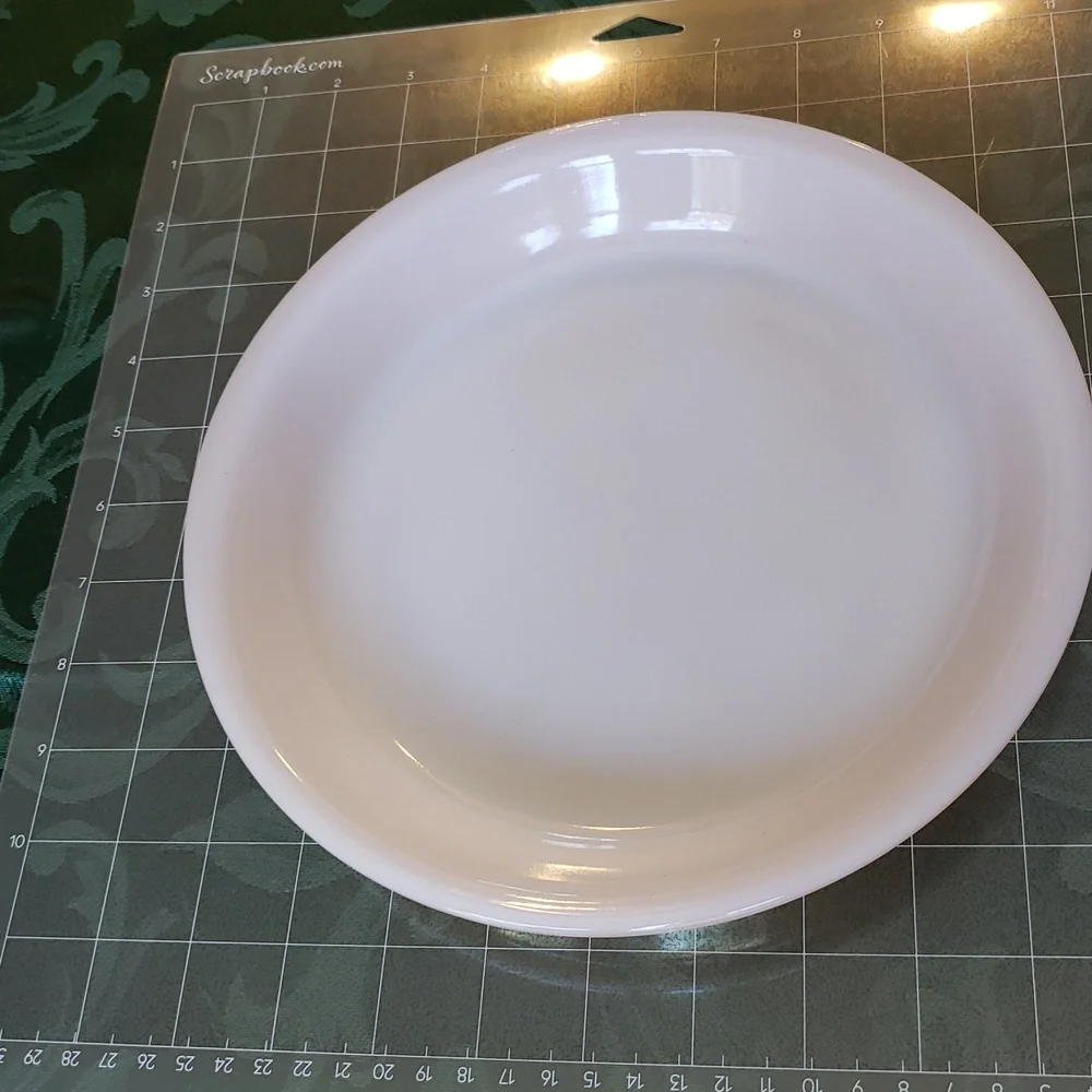 Fire King 9in Pie Plate Peach Lustre Ware